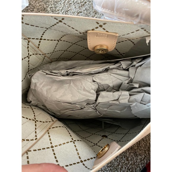 Shiraleah Nude Tassel-Accent Tory Bucket Bag - Picture 5 of 5